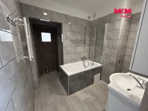 Pronájem bytu 2+1, Žatec, Růžová, 60 m2