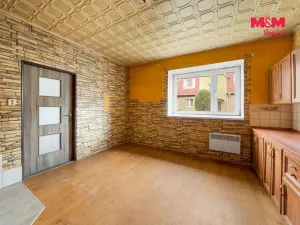 Prodej bytu 1+1, Povrly, Školní, 43 m2