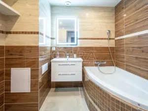 Pronájem bytu 3+1, Chlumín, 71 m2