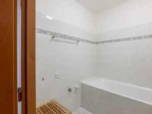 Prodej bytu 4+kk, Praha - Bohnice, Kostřínská, 103 m2