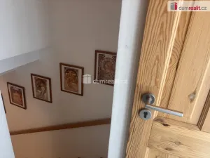Pronájem atypického bytu, Praha - Prosek, Martinovská, 12 m2