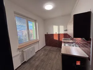 Pronájem bytu 2+1, Krnov - Pod Cvilínem, SPC S, 58 m2