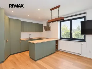 Prodej obchodního prostoru, Beroun, Třída Míru, 456 m2