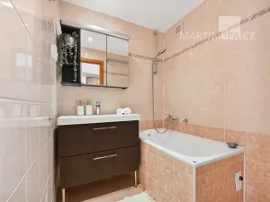 Pronájem bytu 3+1, Praha - Střížkov, Litvínovská, 53 m2
