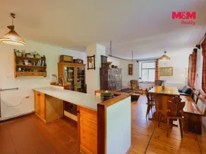 Prodej rodinného domu, Buková, 172 m2