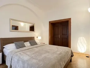 Prodej bytu 2+kk, Praha - Malá Strana, Tomášská, 57 m2