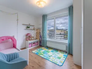 Prodej bytu 3+kk, Praha - Hloubětín, Modrého, 79 m2