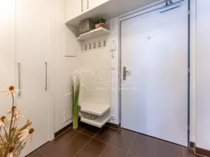 Prodej bytu 3+kk, Praha - Hloubětín, Modrého, 79 m2