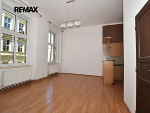 Pronájem bytu 2+kk, Plzeň, Husova, 56 m2