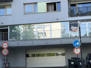 Pronájem garáže, Praha - Vokovice, Tibetská, 18 m2