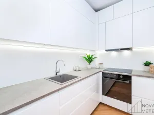 Prodej bytu 3+kk, Praha - Holešovice, Komunardů, 90 m2