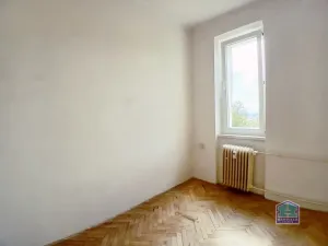 Prodej bytu 3+1, Stříbro, Brožíkova, 56 m2