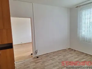 Pronájem bytu 1+1, Plzeň, Popelnicová, 36 m2