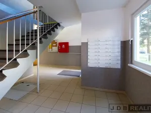 Prodej bytu 3+1, Praha - Prosek, Bílinská, 55 m2
