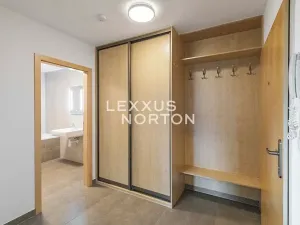 Pronájem bytu 2+kk, Praha - Uhříněves, V bytovkách, 54 m2
