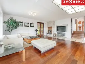 Prodej kanceláře, Hranice, Pod Bílým kamenem, 540 m2