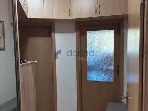 Pronájem bytu 2+kk, Praha, Kudrnova, 65 m2