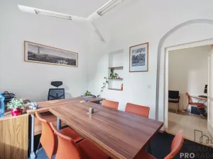 Pronájem kanceláře, Pardubice - Zelené Předměstí, třída Míru, 82 m2