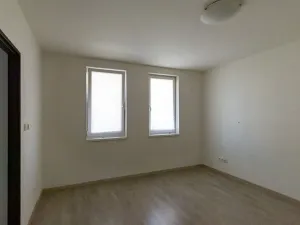 Dražba bytu 2+kk, Břeclav, Kpt. Jaroše, 75 m2