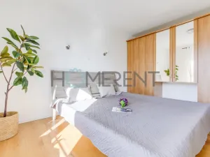Pronájem bytu 3+kk, Praha, U třetí baterie, 56 m2