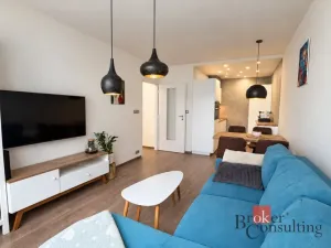Pronájem bytu 2+kk, Praha - Strašnice, Ke Strašnické, 45 m2