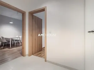 Pronájem bytu 2+kk, Praha - Strašnice, Zvěřinova, 61 m2