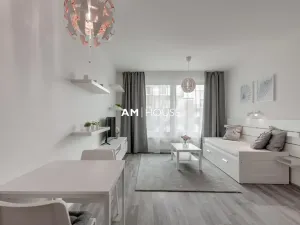 Pronájem bytu 1+kk, Praha - Vysočany, Vysočanská, 32 m2