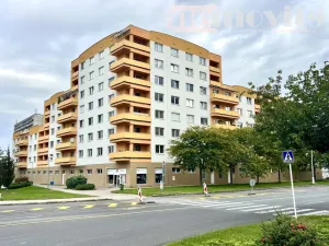 Pronájem bytu 2+kk, Hradec Králové, třída Edvarda Beneše, 48 m2