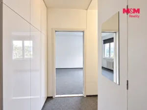 Pronájem bytu 1+1, Tanvald, U Školky, 42 m2