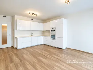 Prodej bytu 2+kk, Praha - Hloubětín, Poděbradská, 53 m2