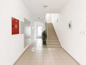 Prodej bytu 1+kk, Znojmo - Oblekovice, Oblekovická, 43 m2