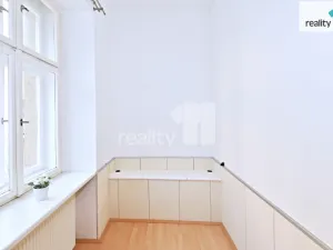 Pronájem bytu 5+kk, Praha - Dejvice, Kafkova, 105 m2