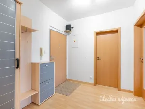 Pronájem bytu 2+kk, Praha - Hostivař, Přeštická, 61 m2
