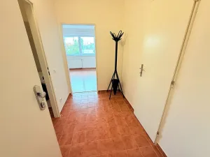 Pronájem bytu 1+kk, Praha - Nusle, Bartoškova, 33 m2