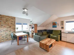 Prodej bytu 3+kk, Nupaky, K Parku, 77 m2