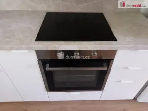 Pronájem bytu 1+1, Karlovy Vary, Na Vyhlídce, 39 m2