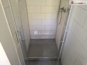 Pronájem bytu 1+1, Karlovy Vary, Na Vyhlídce, 39 m2