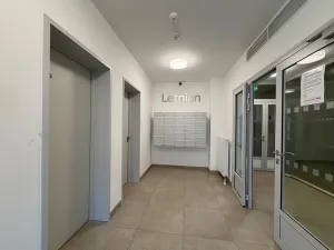 Prodej bytu 2+kk, Praha - Letňany, Vyletalova, 53 m2