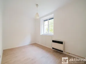 Pronájem bytu 2+1, Praha - Holešovice, Stupkova, 41 m2