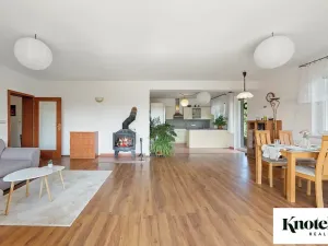 Prodej rodinného domu, Hoštice, 168 m2