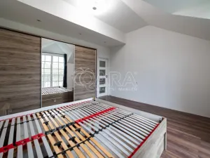 Prodej bytu 5+kk, Holubice, Za Dvorem, 117 m2