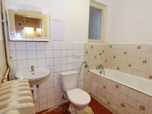 Pronájem bytu 1+1, Praha - Holešovice, U smaltovny, 37 m2