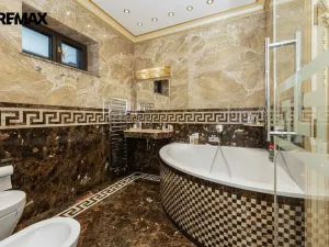 Pronájem rodinného domu, Praha - Kunratice, 450 m2