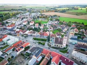 Prodej rodinného domu, Chlumec nad Cidlinou, 700 m2