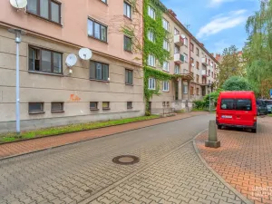 Pronájem bytu 2+1, Hradec Králové, Na Střezině, 55 m2