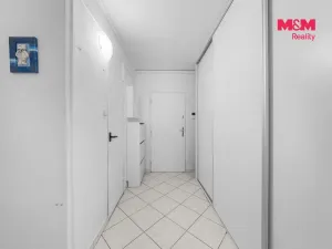 Prodej bytu 2+kk, Teplice - Trnovany, Antonína Sochora, 40 m2
