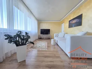 Prodej bytu 3+1, Hradec Králové, Urxova, 67 m2