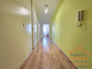 Prodej bytu 3+1, Hradec Králové, Urxova, 67 m2