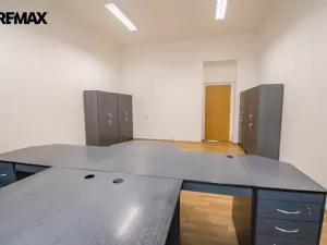 Pronájem kanceláře, Hradec Králové, Československé armády, 60 m2