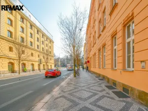 Pronájem kanceláře, Hradec Králové, Československé armády, 60 m2
